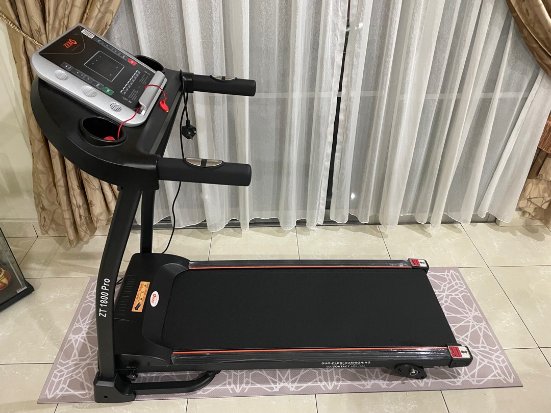Treadmill ZT 1800 Pro, Sports Equipment, Exercise & Fitness, Cardio