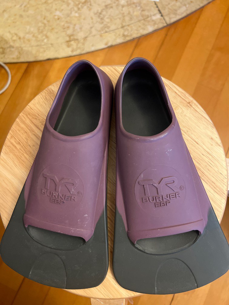 TYR Swim Fin 蛙鞋, 運動產品, 運動與體育, 運動與體育 水上活動 Carousell