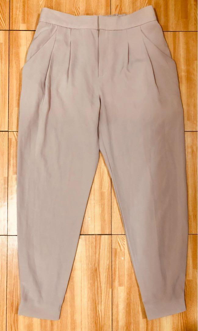 Drape Jogger Pants (Front Straight)