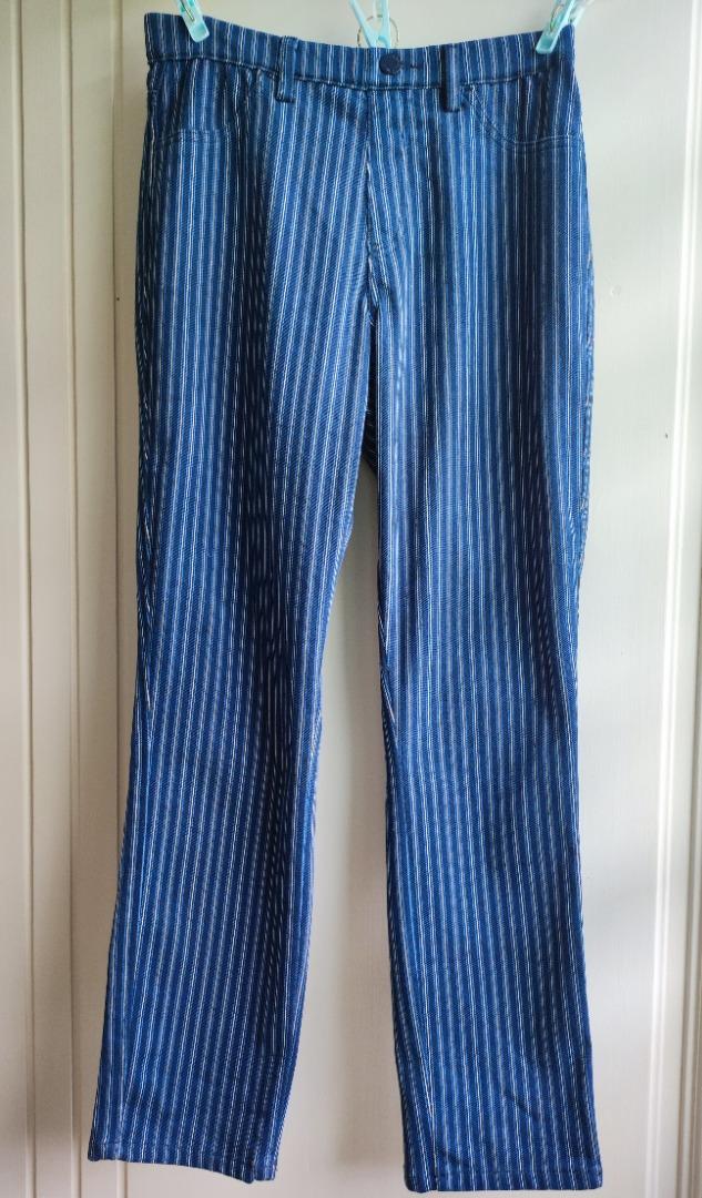 Uniqlo Women Stripe Cropped Legging Pants (ID: 173240), Women's Fashion,  Bottoms, Jeans & Leggings on Carousell