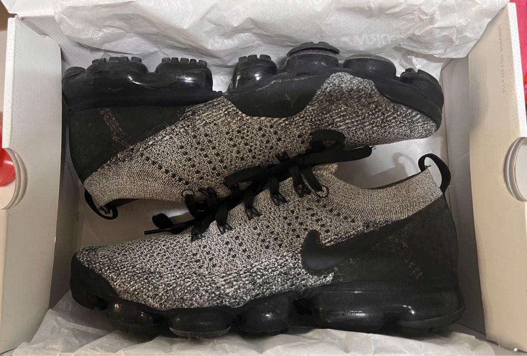 black vapourmax flyknit