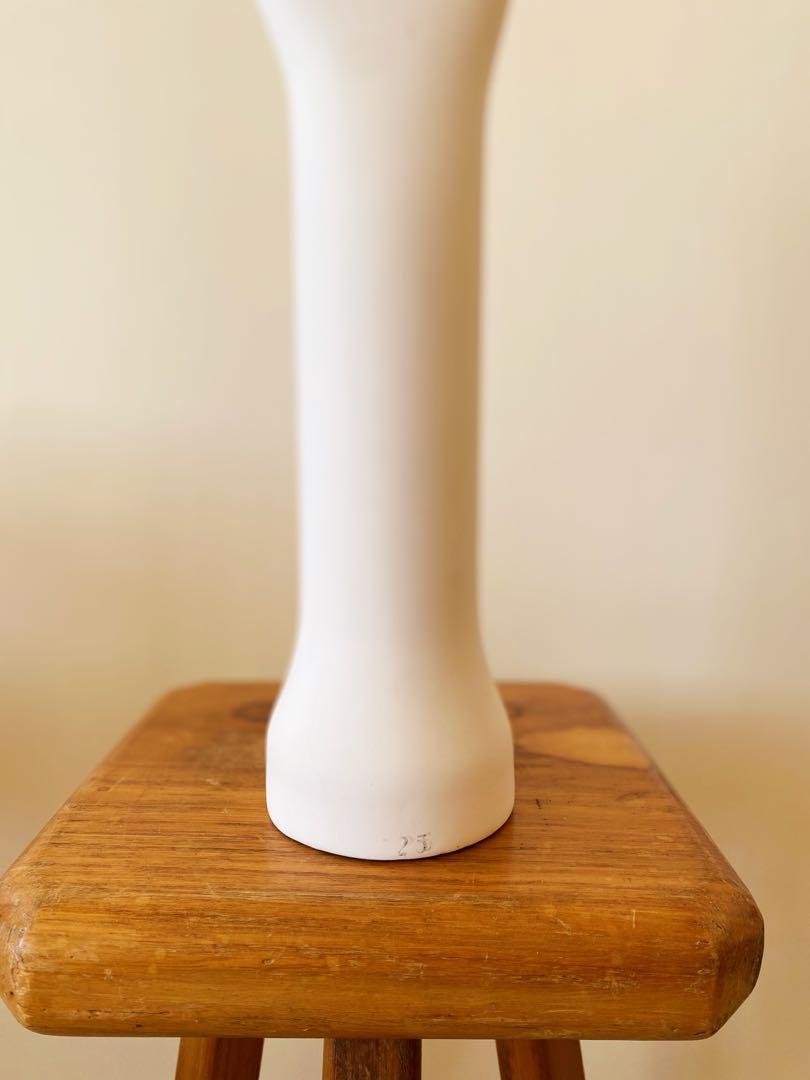 vintage ceramic hand decor display 陶瓷手 擺設, 傢俬＆家居, 傢俬, 其他家居傢俬 Carousell