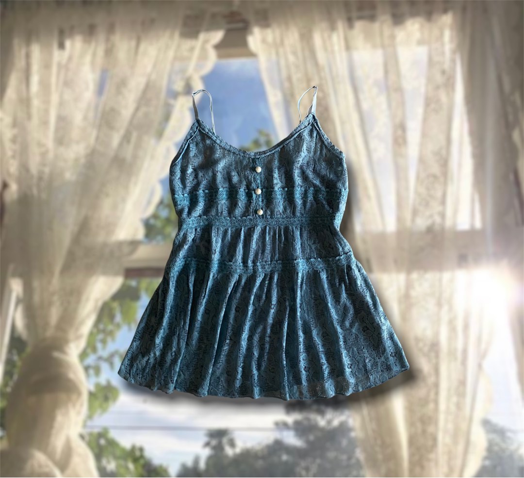 Vintage dusty blue lace cami, Women's Fashion, Tops, Sleeveless on Carousell