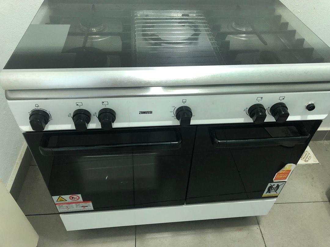 Zanussi Freestanding Cooker, TV & Home Appliances, Kitchen Appliances