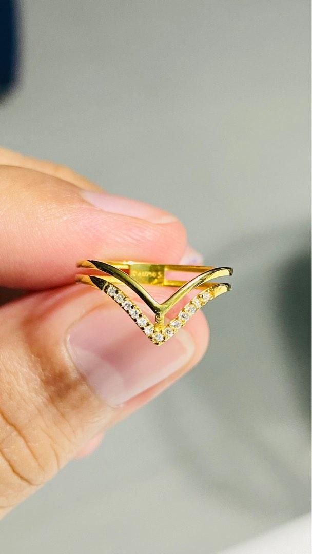 18K Gold Double Wishbone Ring w Stone R15