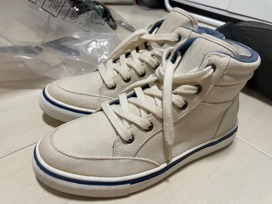 Abercrombie kids shoe US size 4