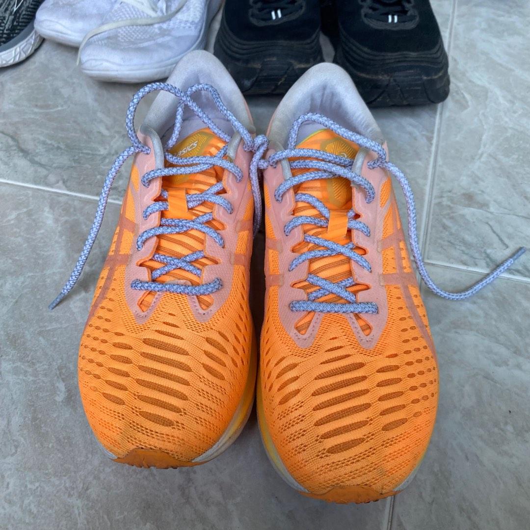 Asics novablast orange 🍊running shoe, Men's Fashion, Footwear, Sneakers on  Carousell