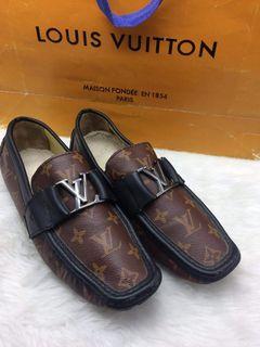 Louis Vuitton ARIZONA Made in Italy UK7 / US8 loafer driving shoes  Authentic
