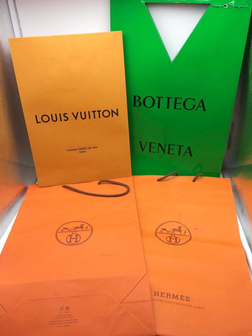 💯AUTHENTIC MIXED PAPERBAGS 😍 (Category: Luxury Accessories) located in Bacolod City. Submitted by chuchaystuffs (Listing ID 1180176910, Image 1). Description: for take all these 4pcs paperbags ..all orig , Bottega has a small tear but d nmn pa sira ok na ok pa see pics to appreciate 2 HERMES 1 LV 1 BOTTEGA VENETA.