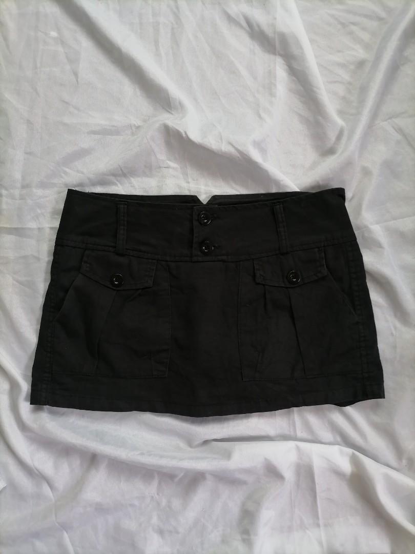 black mini skort, Women's Fashion, Bottoms, Shorts on Carousell