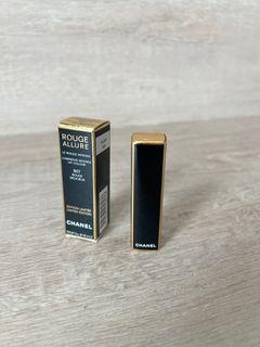 Chanel Rouge Allure 807