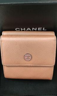 Chanel wallet button