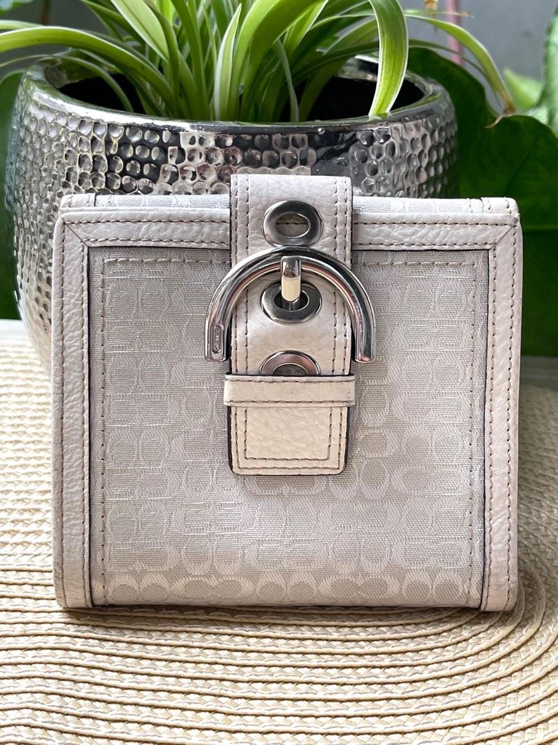cream bifold wallet