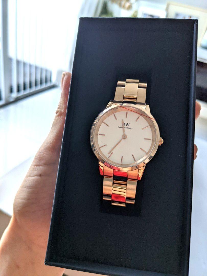 Watch brand hotsell daniel wellington