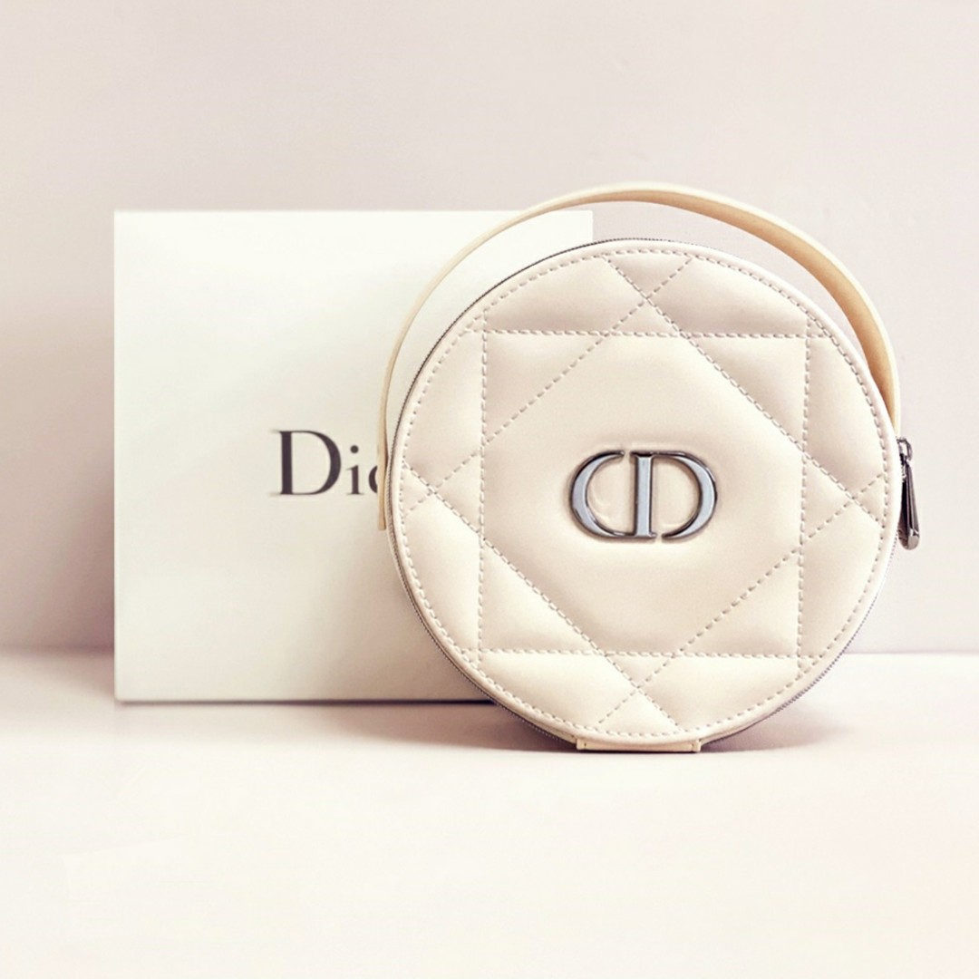 dior round vanity case 😍🌷 last 5 items is what i ordered and the