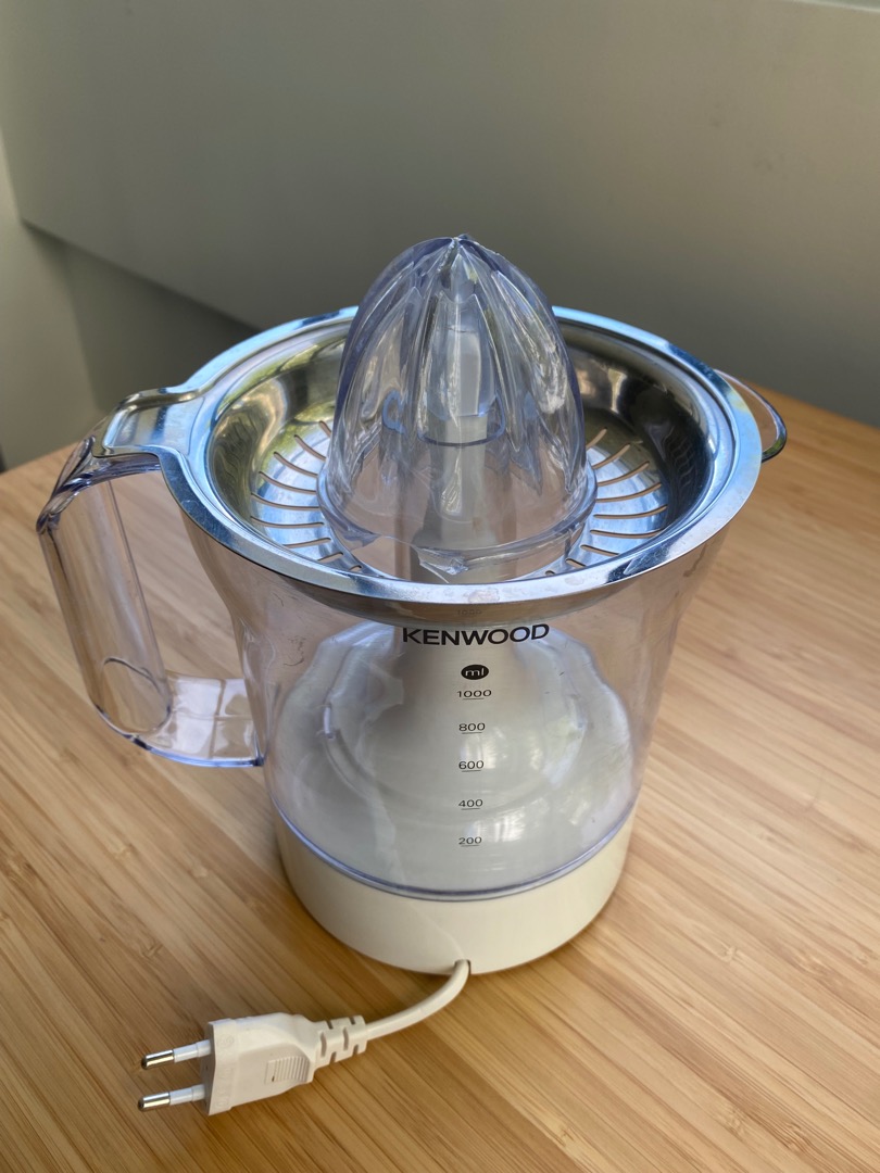 DONATION Kenwood Juice Extractor, Furniture & Home Living