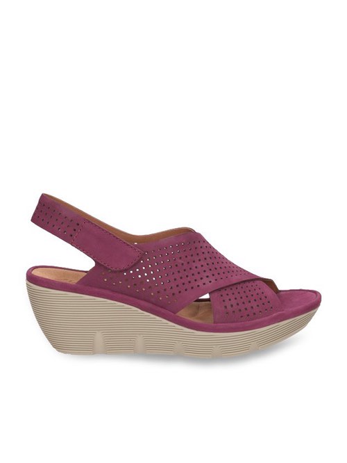 E38 clarks clarene award plum suede back strap sandals lightweight