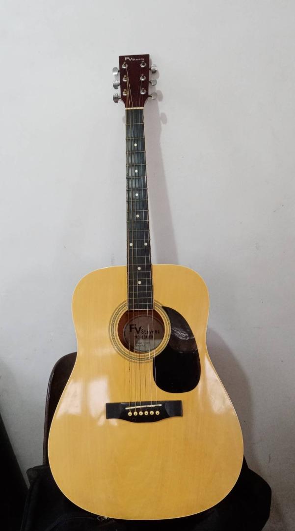 Second hand acoustic guitar sales for sale