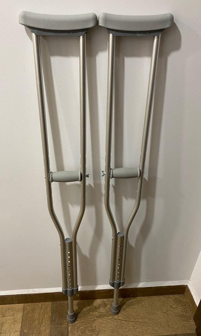 Free crutches, Health & Nutrition, Assistive & Rehabilatory Aids