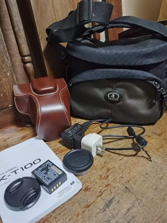 Fujifilm XT100 with Accessories (used twice only), Photography