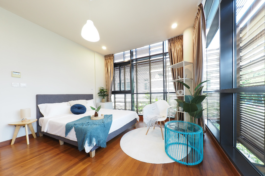 (Category: ) located in . Submitted by kinresidences (Listing ID 1180134065, Image 1). Description: .