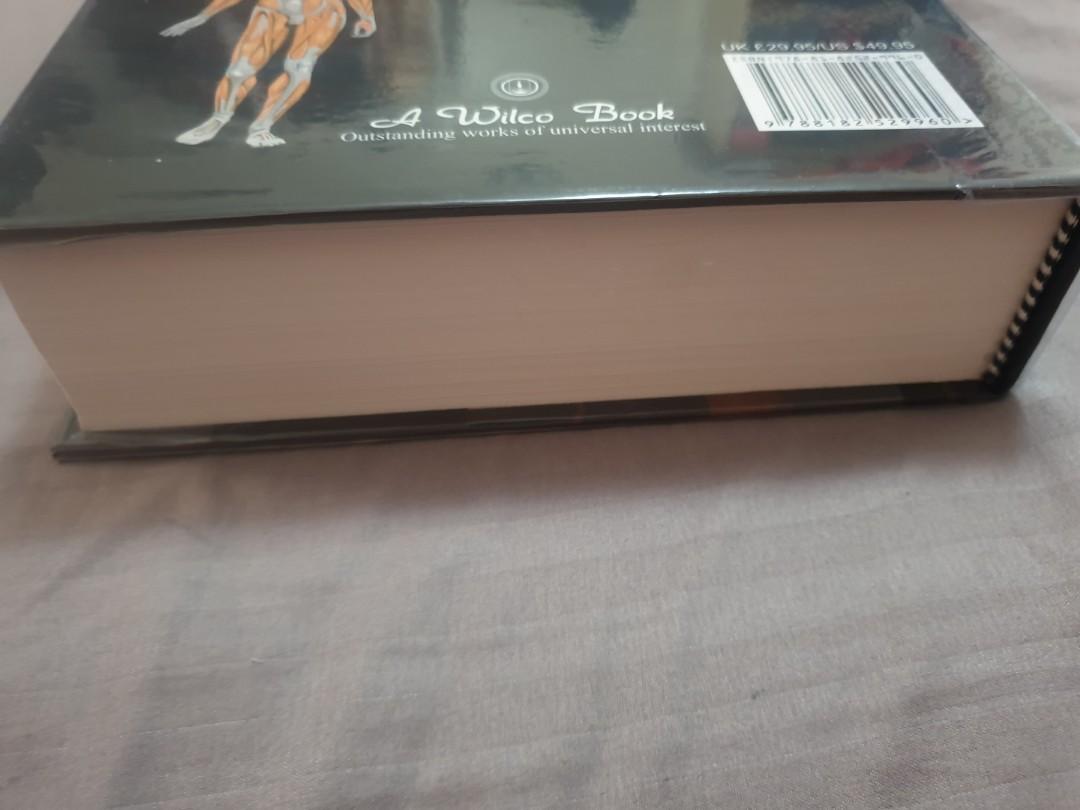 Gray's Anatomy (Category: Textbooks) located in Cebu City. Submitted by zoessecretcloset (Listing ID 1180084709, Image 3). Description: Brand New Covered with plastic Bought at 900+.