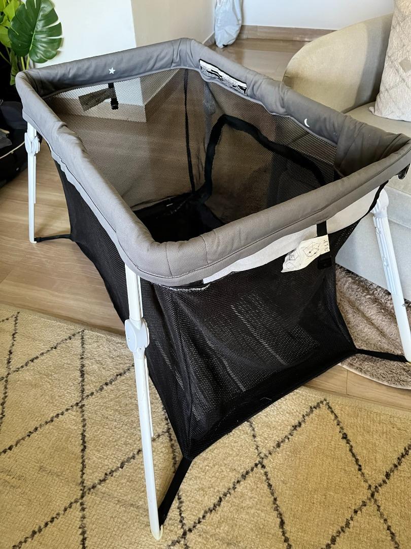 Guava Family Lotus Travel Crib, Babies & Kids, Baby Nursery & Kids