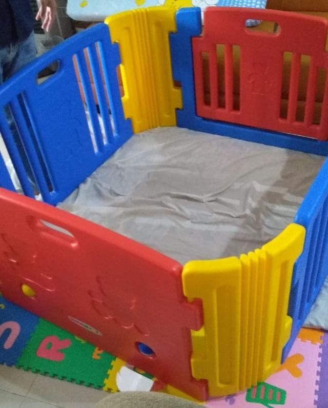 Haenim Fence