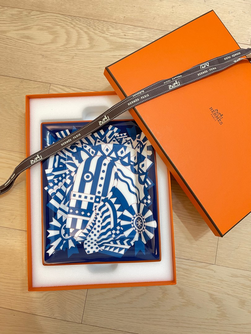 Hermes decorative plates, 名牌, 飾物及配件 Carousell