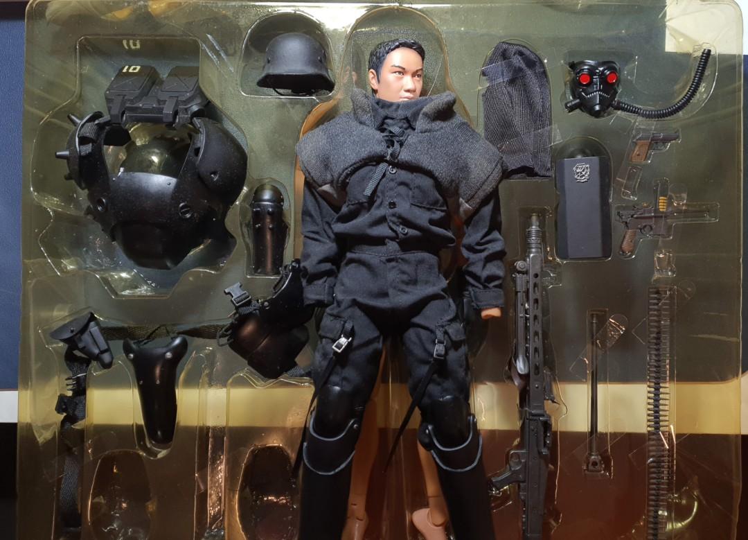 Hot Toys Cheap Jinroh from Dragon, Hobbies & Toys, Toys & Games on