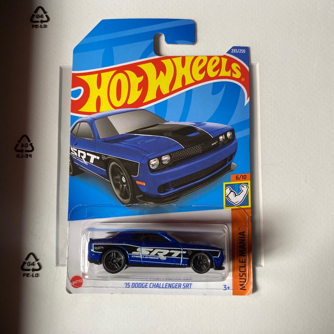 Hot wheels 15 on sale dodge challenger srt