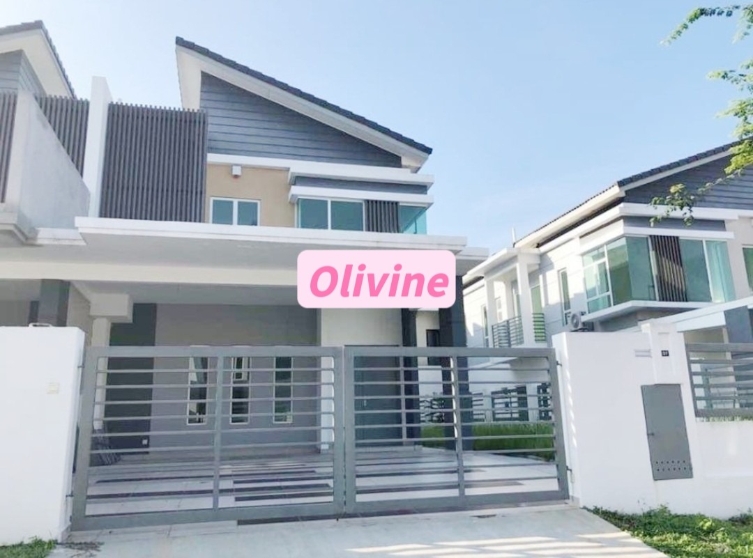 Jalan Seri Austin, Taman Seri Austin,(Olivine Cluster House), Property