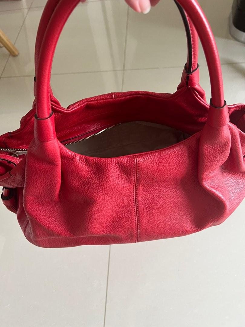 Red leather hotsell shoulder bag