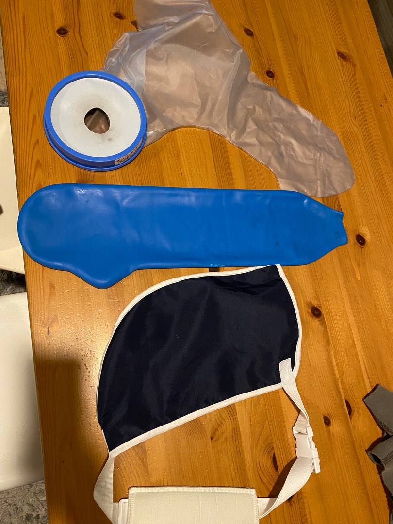 Kids Arm Sling and Cast Covers for Pool and Shower, 健康及營養食用品, 醫療用品和工具