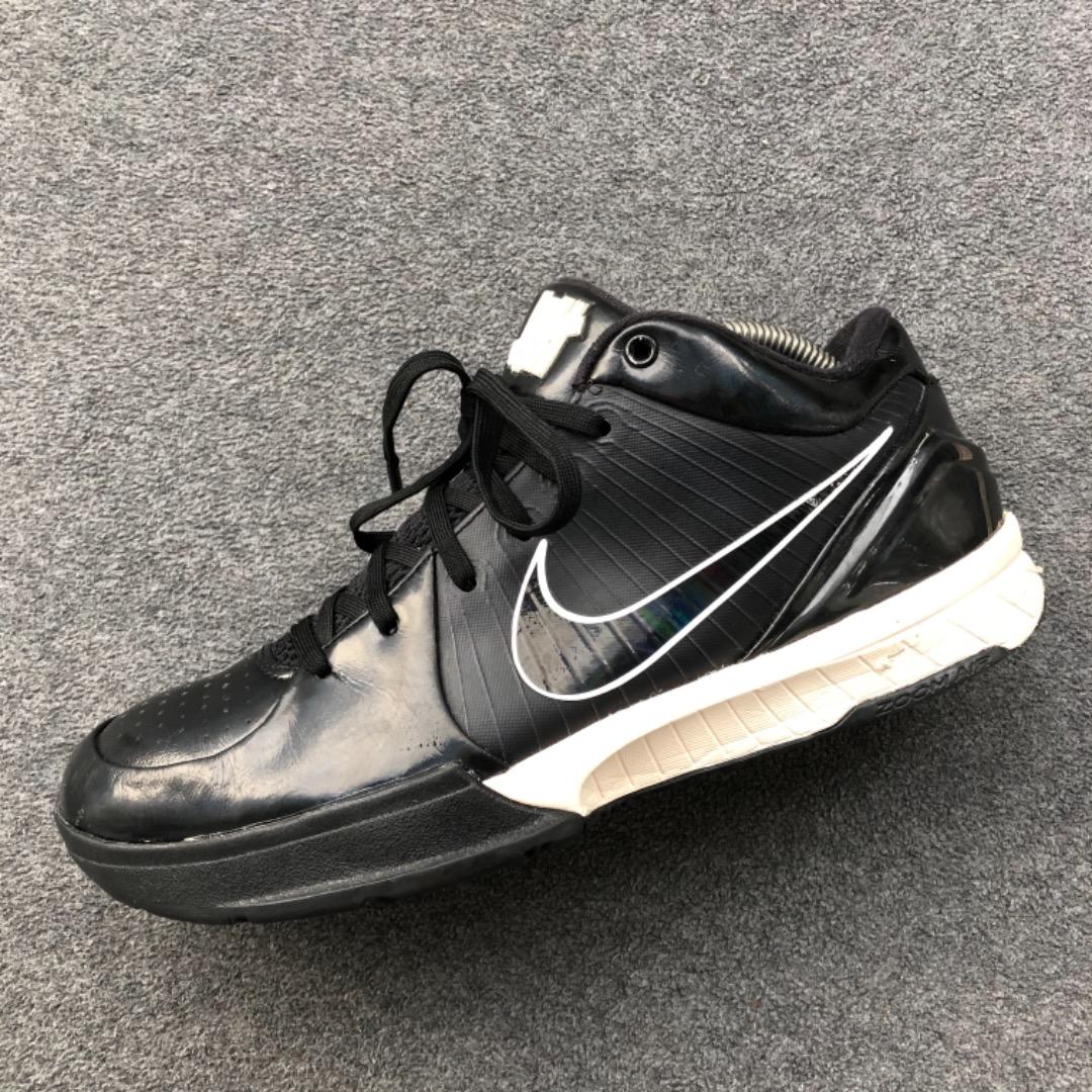 Undefeated kobe 4 black on sale