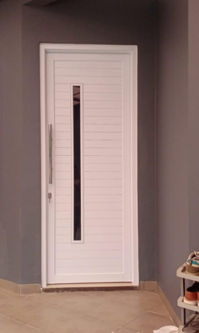 Kusen , pintu, jendela alumunium, Perabotan Rumah di Carousell