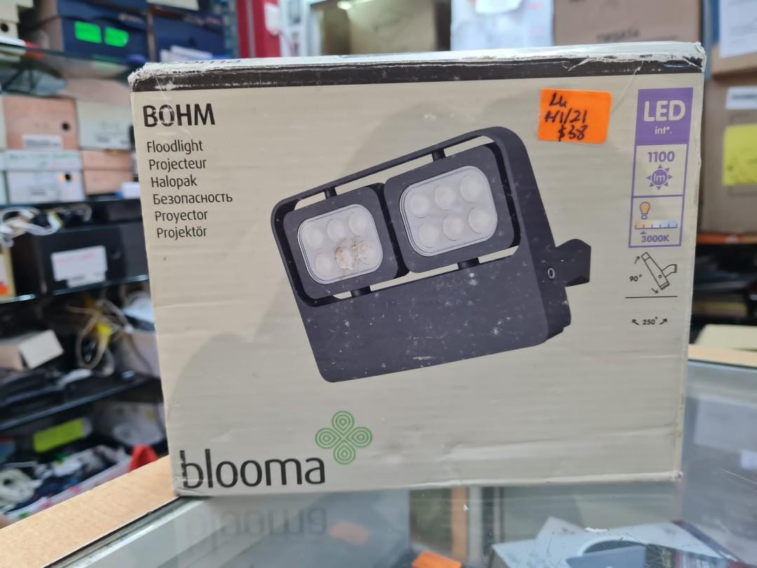 blooma floodlight with pir