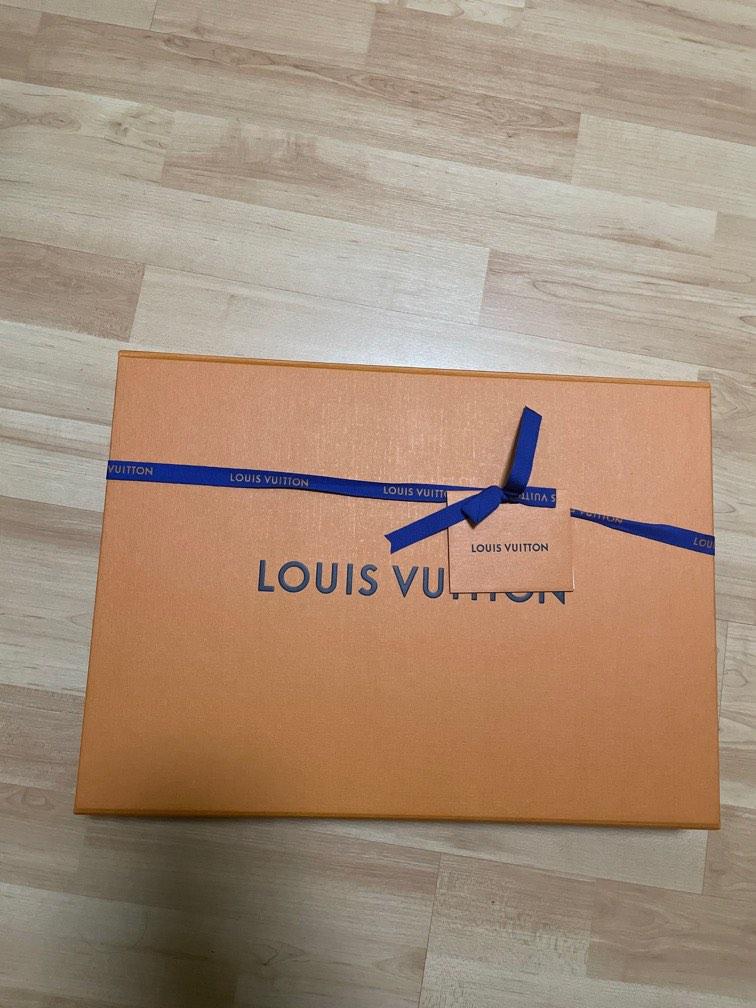 Louis Vuitton Scarf Box, Luxury, Apparel on Carousell