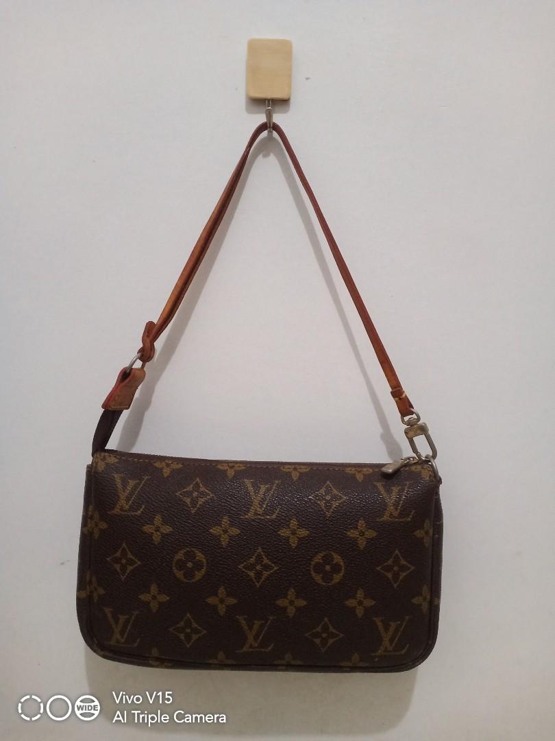 2nd Hand LV FÉLICIE POCHETTE, Luxury, Bags & Wallets on Carousell