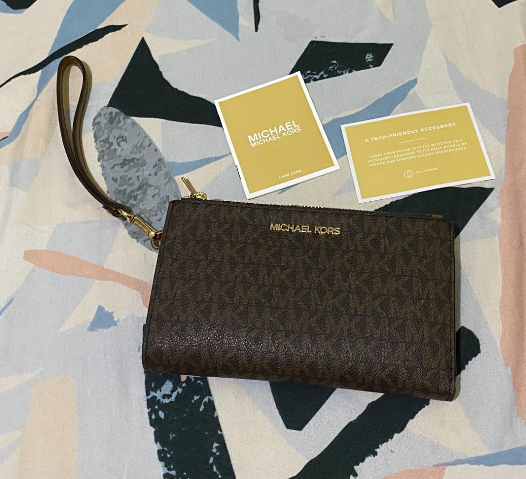 MICHAEL KORS JET SET TRAVEL SMALL SLING BAG, Luxury, Bags & Wallets on  Carousell