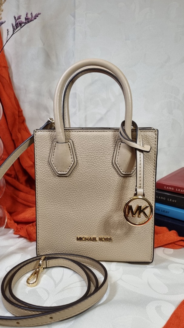 Michael kors mercer beige hot sale