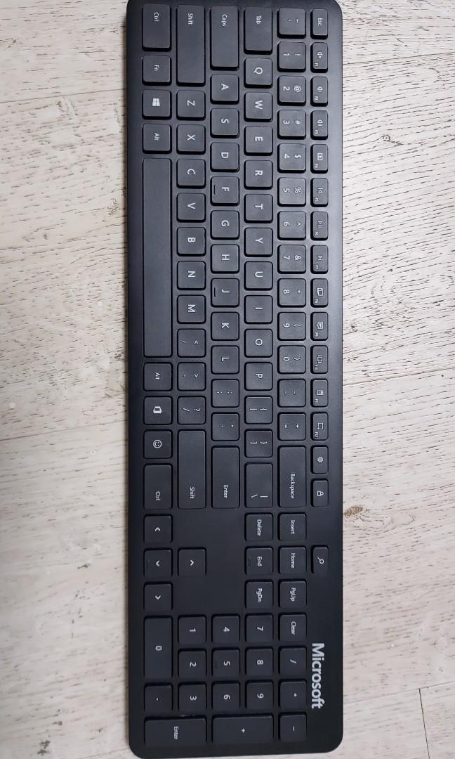 Microsoft bluetooth keyboard, Computers & Tech, Parts & Accessories