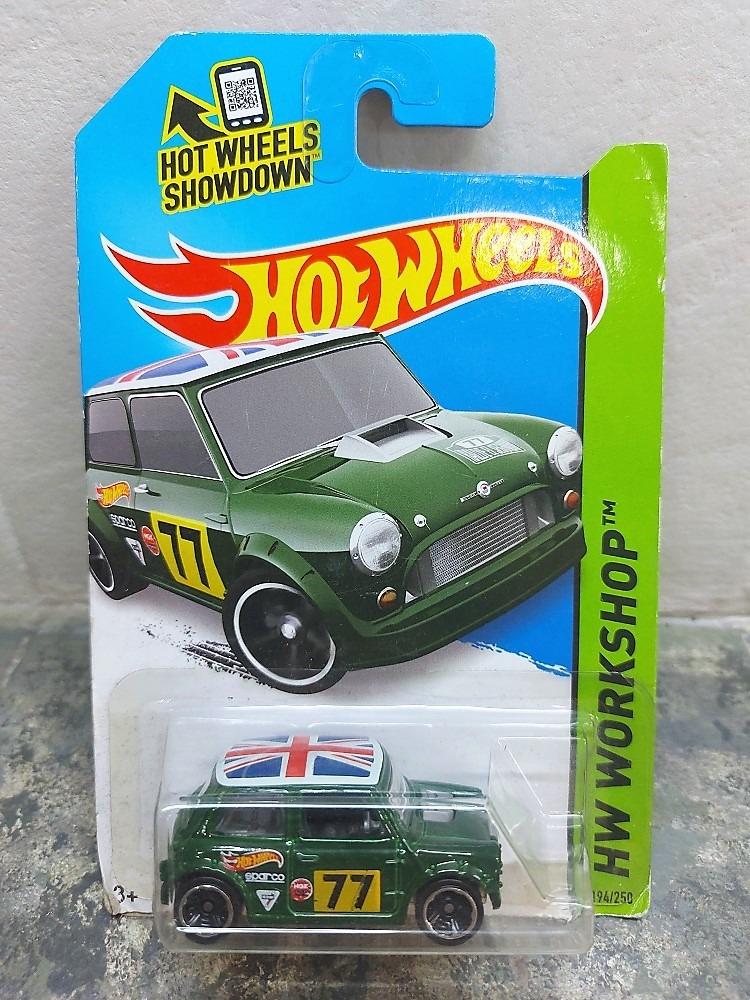 MORRIS MINI COOPER Hot Wheels 2014 HW Series, Hobbies & Toys