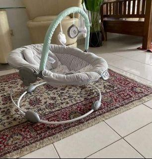 MOTHERCARE BABY BOUNCER