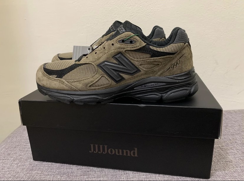 New balance m990jj3 jjjjound 聯名款, 他的時尚, 鞋, 運動鞋在旋轉拍賣