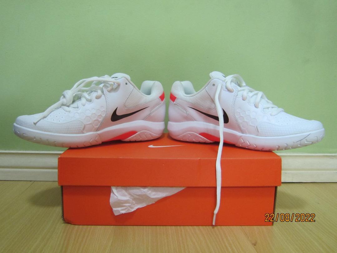 Nike women's air hot sale zoom resistance tennis shoes