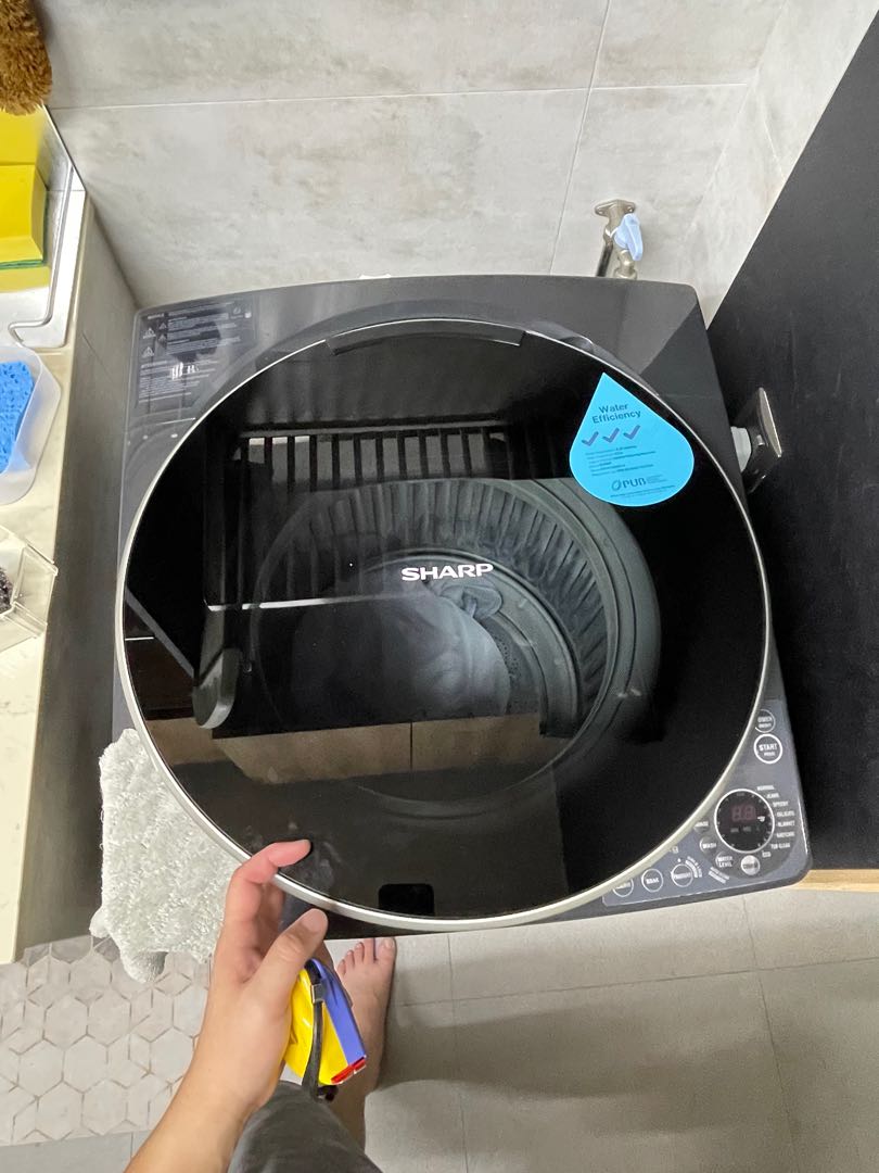 NO HOLES tub sleek Sharp 10kg top load washing machine grey, TV & Home