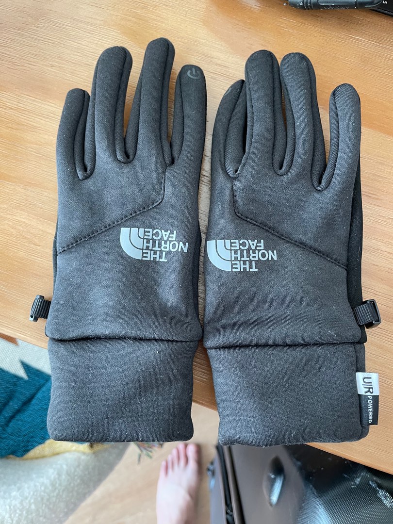North Face Women s Gloves Size XS Sports Equipment Hiking