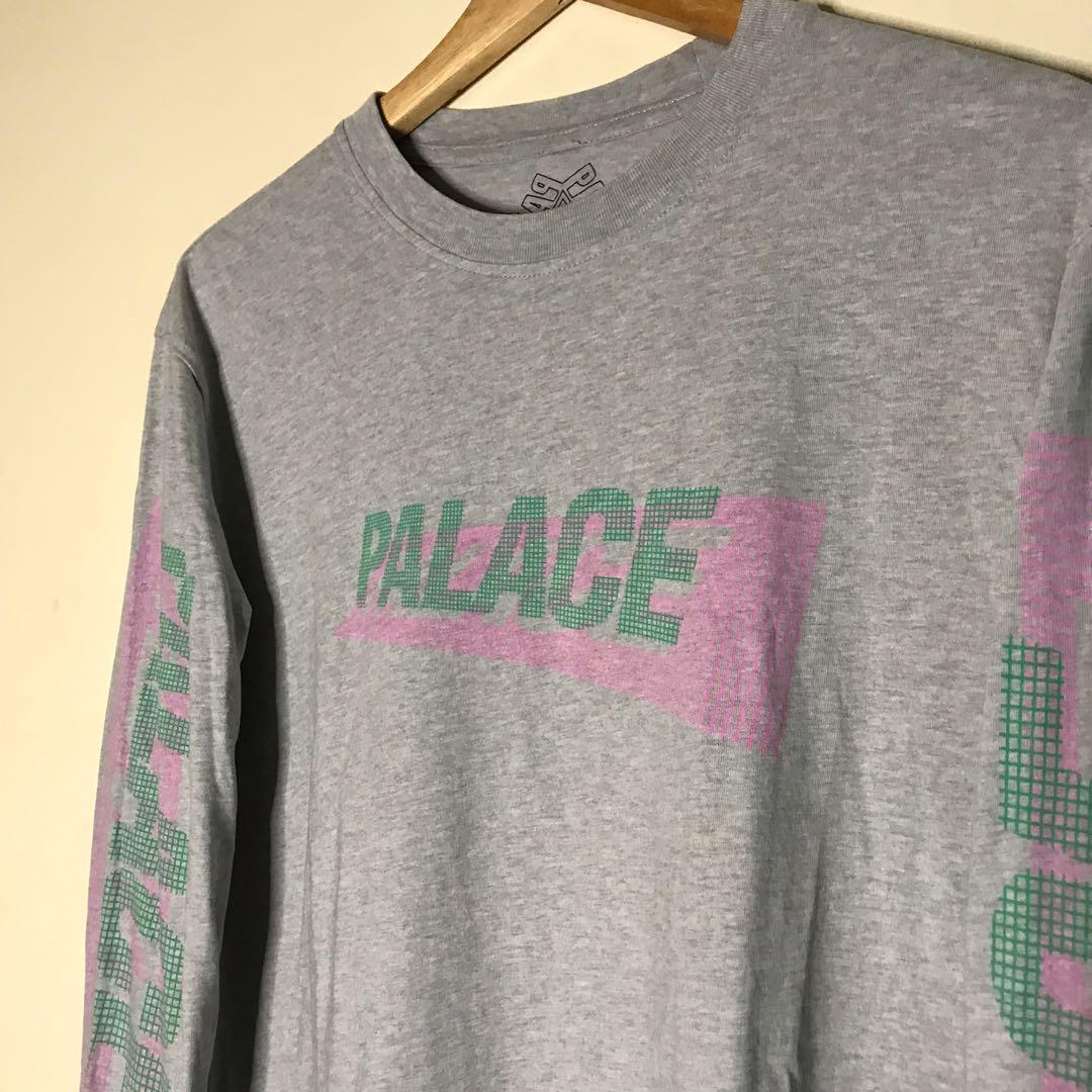 Palace 3-P Longsleeve (Authentic) (Category: Coats, Jackets and Outerwear) located in Pagbilao. Submitted by unit4302 (Listing ID 1180250725, Image 2). Description: • Palace 3-P Longsleeve (Authentic) • Excellent Condition • Small (19 x 28) • No issue.
