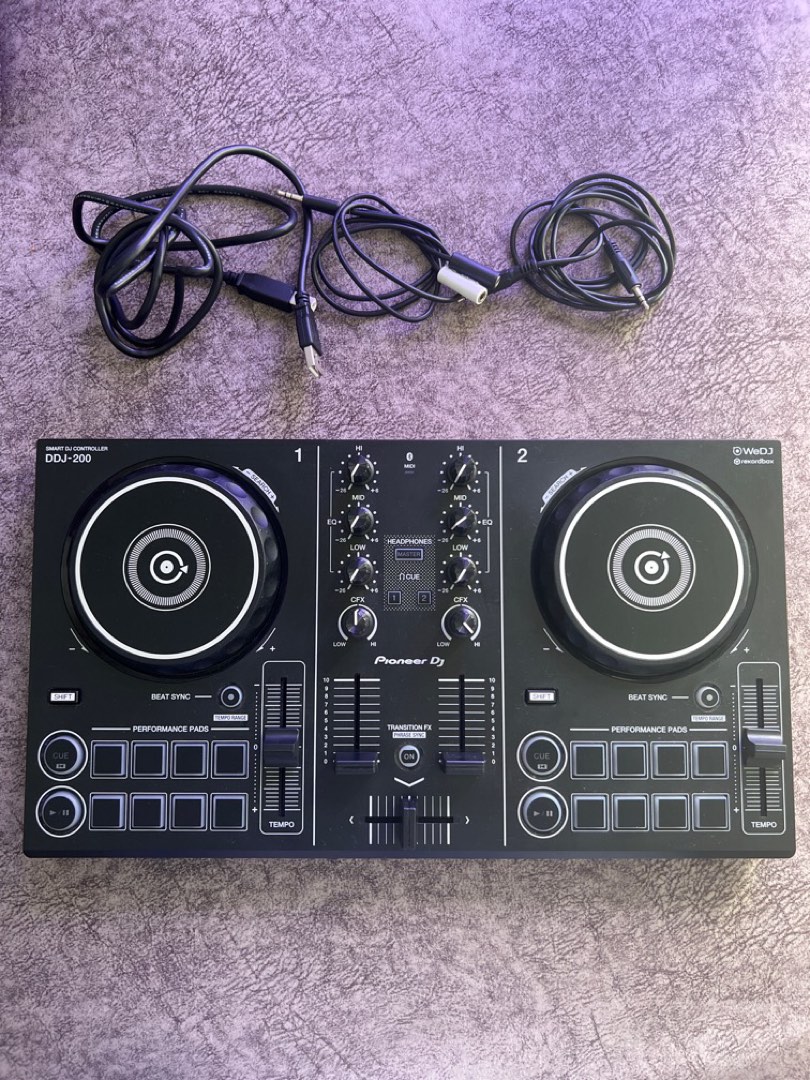 Pioneer Smart DJ Controller DDJ200, Hobbies & Toys, Music & Media